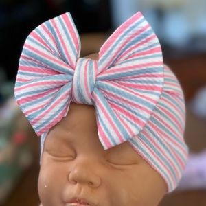 Handmade Newborn baby Classic Bow headwrap!
